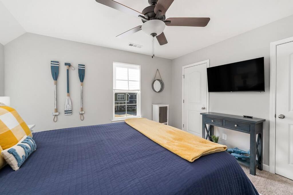 Hébergement de vacances Beautiful With And Marina Access, Firepit, Golf Cart Included *